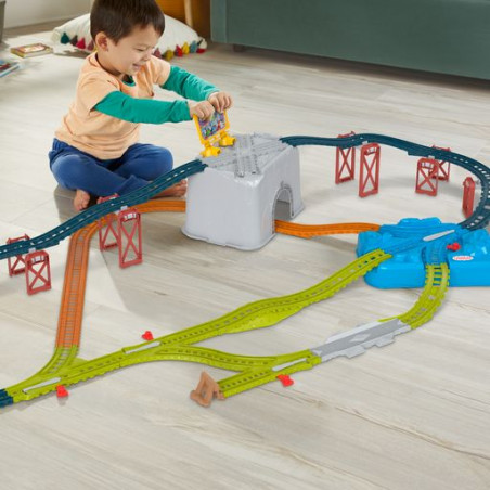 „Thomas and Friends“ rinkinys „Bėgiai dėžėjė“ (HNP81)