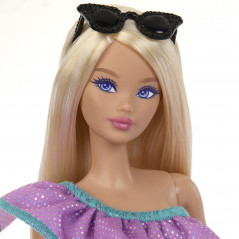 BARBIE DOLL & PARTY FASHIONS lėlė (HYT61)